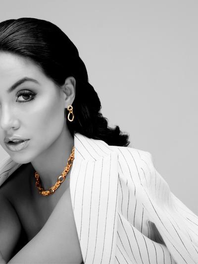Gilding the Market: Building J Taylor's Luxury Jewelry Brand from the Ground Up